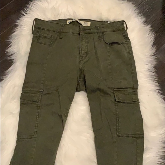 *LIKE NEW* Army green joggers w/side pockets - Picture 3 of 8